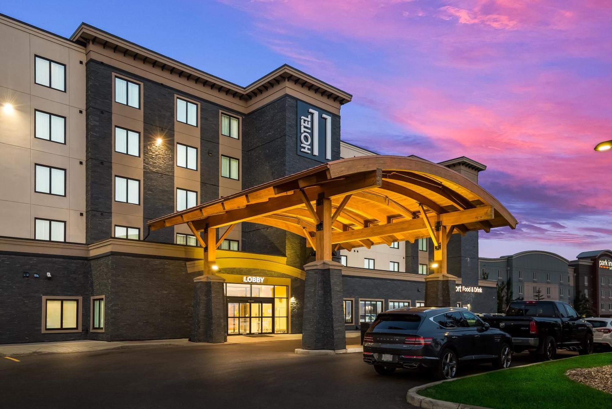 Hotel 11, Mod A Sonesta Collection Калгари Экстерьер фото